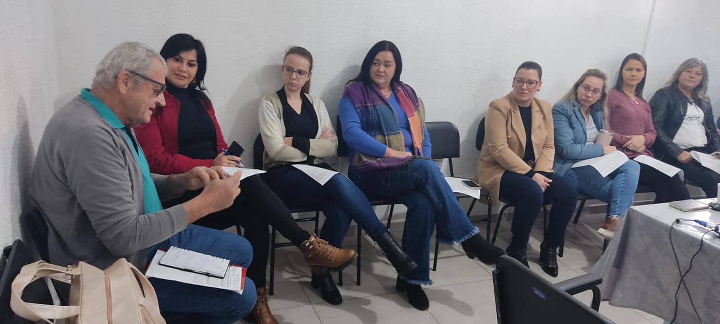 Capa CMS realiza reunião mensal na Sociedade Hospitalar Caiçarense