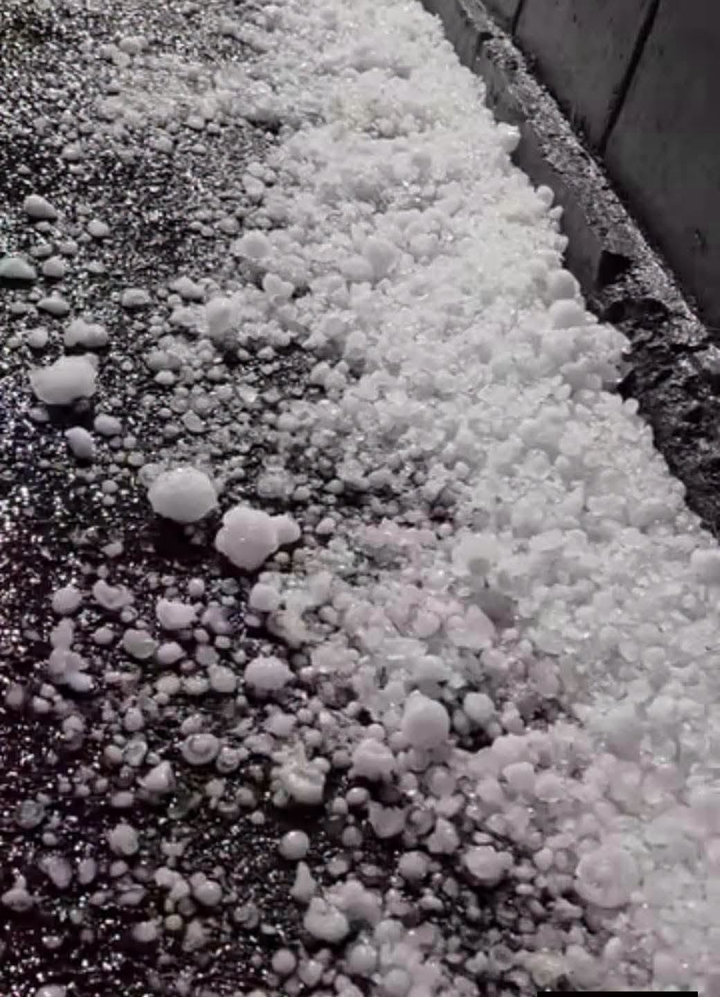 Capa Tempestade de granizo danifica cerca de mil casas em Três Palmeiras e atinge interior de Constantina