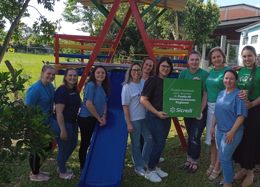 Capa Palmitinho: Escola José Corrêa desenvolve o projeto Brincar