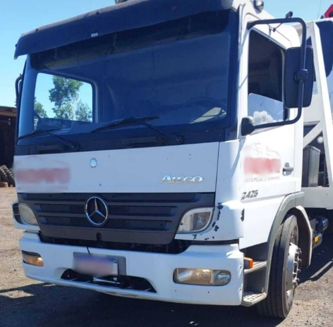 Capa Polícia Militar apreende caminhão guincho de Seberi com motor adulterado em Cunha Porã