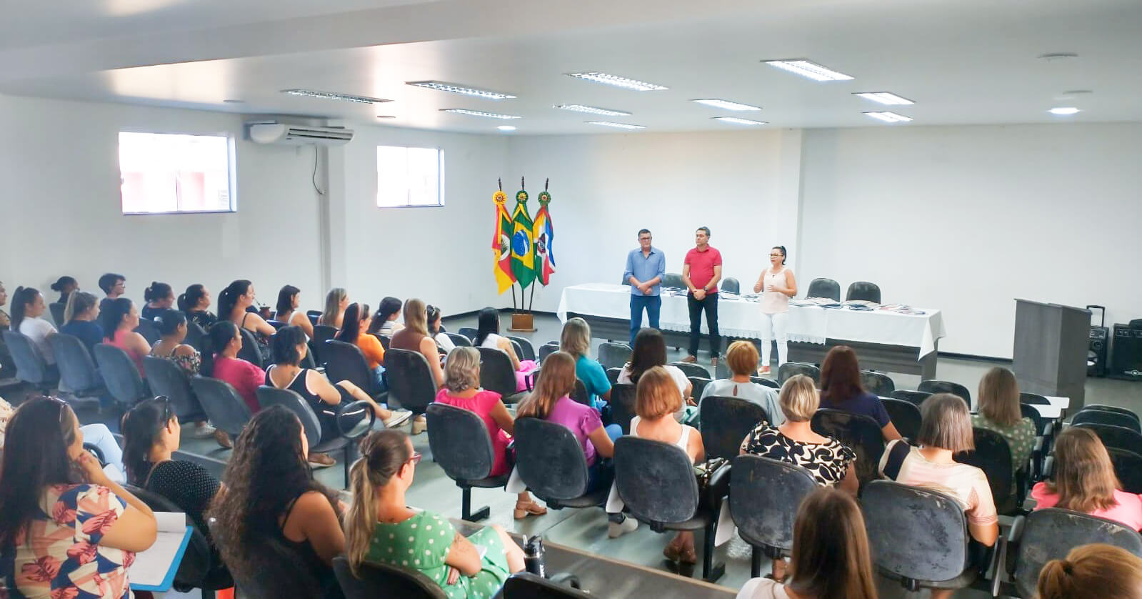 Capa Cerimônia marca a abertura do ano letivo 2024 em Caiçara