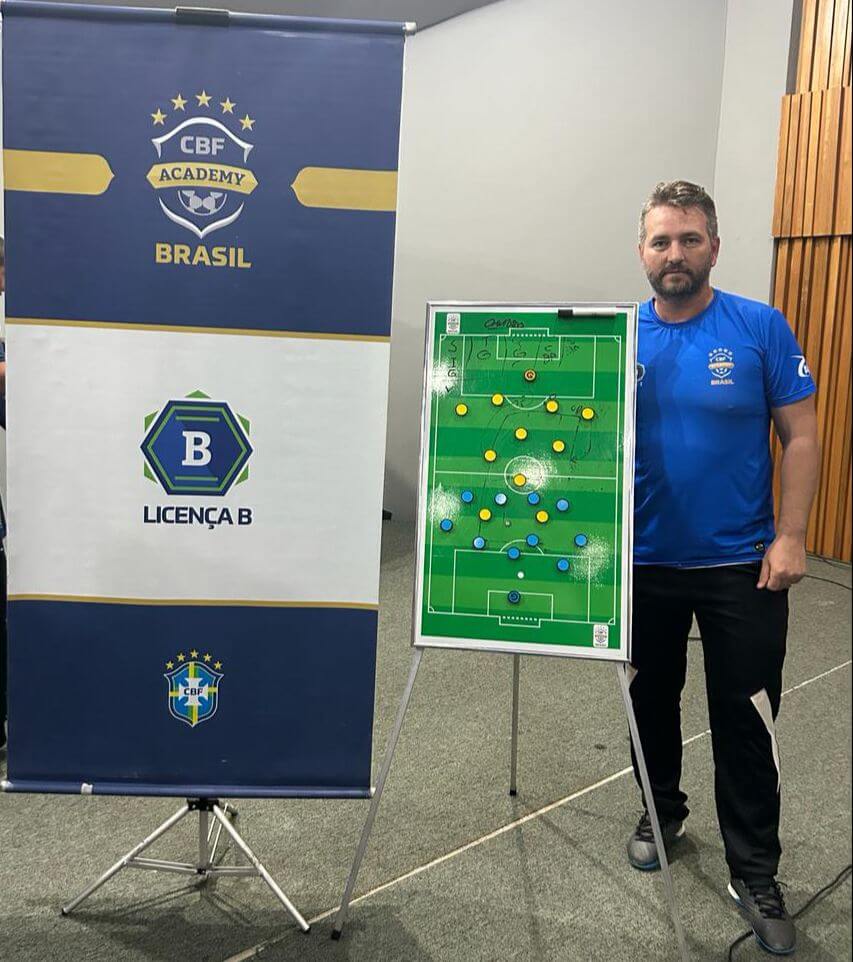 Capa Jailson Zatta conclui licença emitida pela CBF