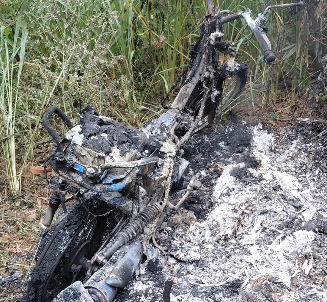 Capa Homem incendeia motocicleta de ex-companheira em ato de violência doméstica em Iraí