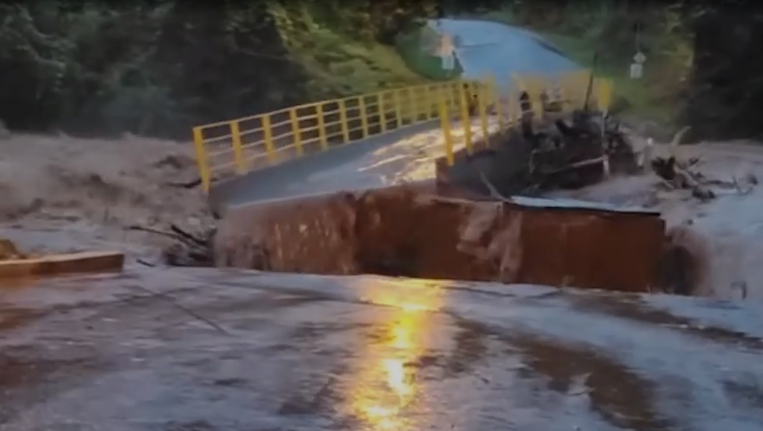 Capa Situação de Emergência: Chuvas causam transtornos e estragos em diversas cidades do Rio Grande do Sul