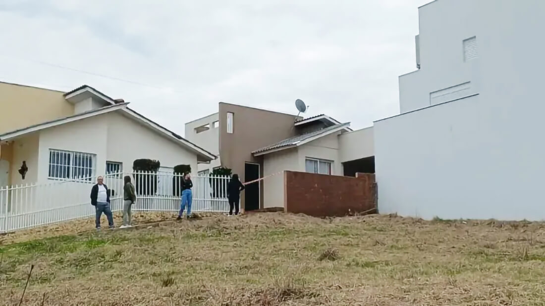 Capa Mulher é morta em Vila Maria em caso investigado como feminicídio