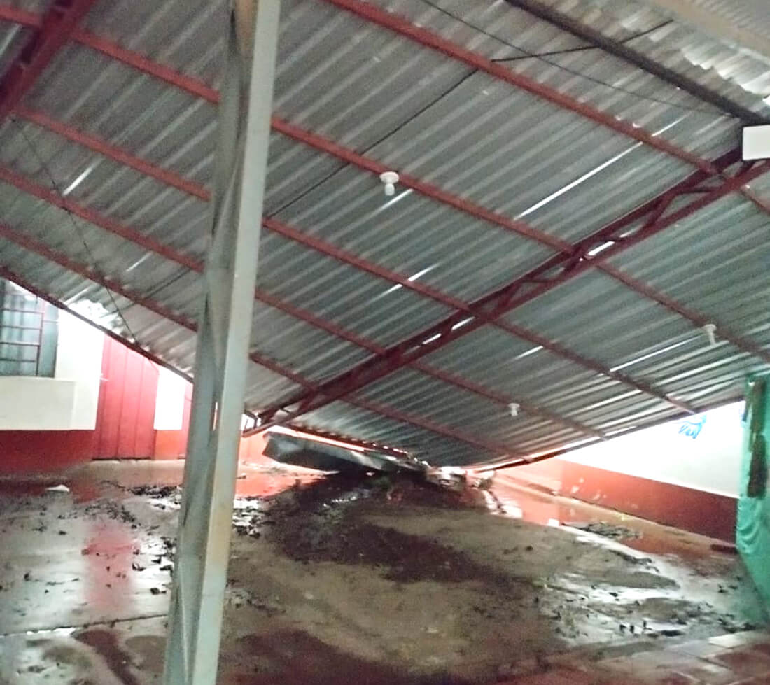 Capa Ventos fortes causaram estragos na cidade Miraguaí