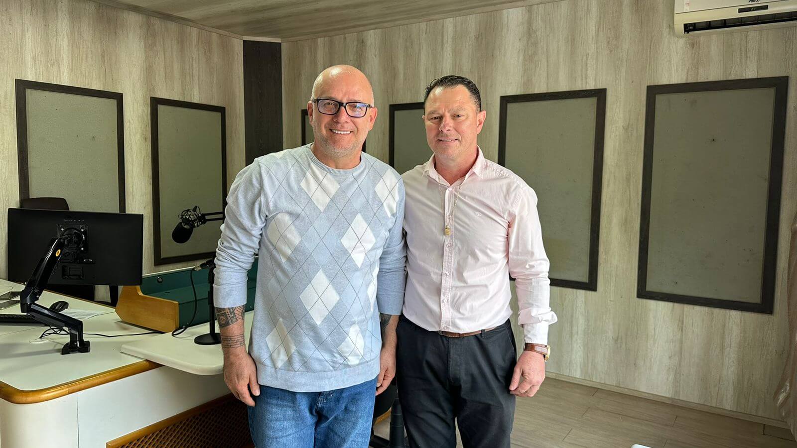 Capa Eleições 2024: Alcir Hendges participa de entrevista na Rádio Ametista