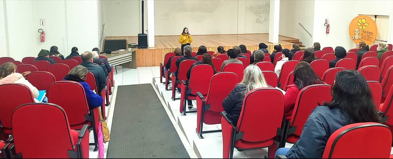 Capa Roda de conversa debate fluxo de atendimento e proteção a crianças e adolescentes em Derrubadas