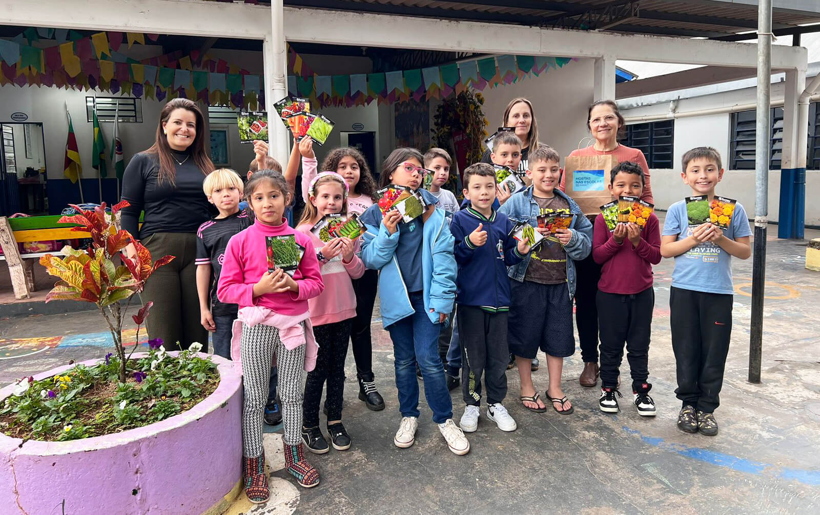 Capa Corsan inicia projetos de responsabilidade social em escola de Frederico Westphalen