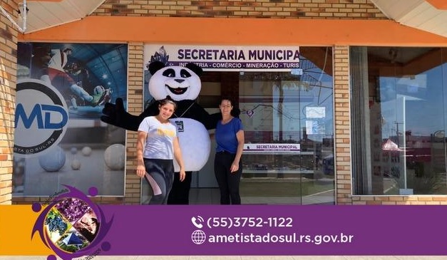 Capa Ametista do Sul: mascote visita Secretaria de Turismo