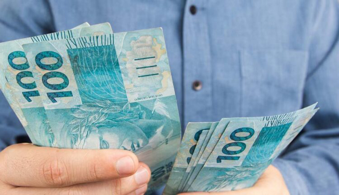 Capa Proposta de orçamento para 2027 prevê salário mínimo de R$ 1.741
