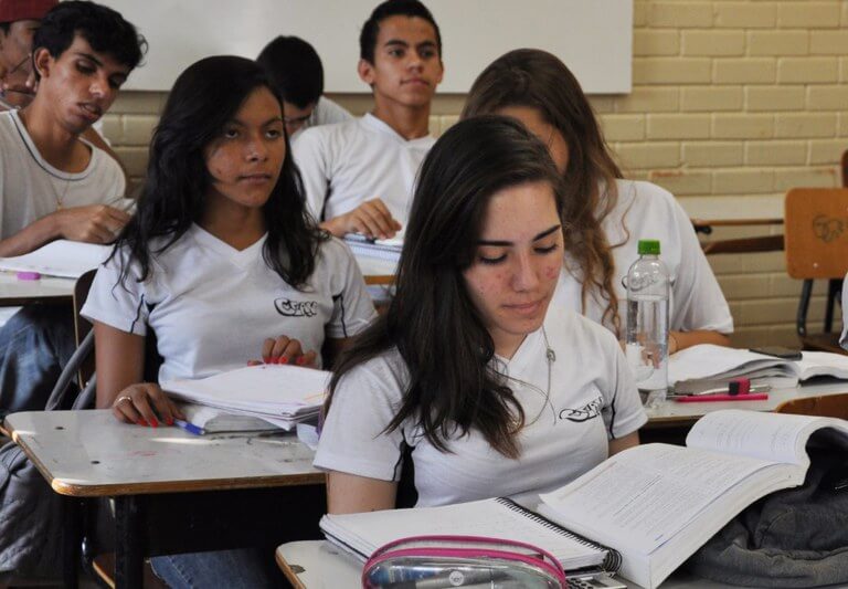 Capa Consulta pública sobre o Novo Ensino Médio encerra nesta terça-feira, 6