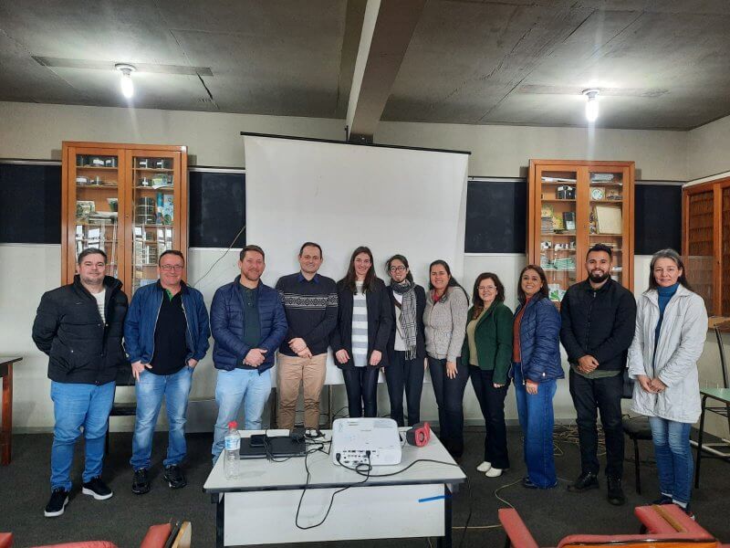 Capa URI/FW realiza formação de professores do Ensino Fundamental
