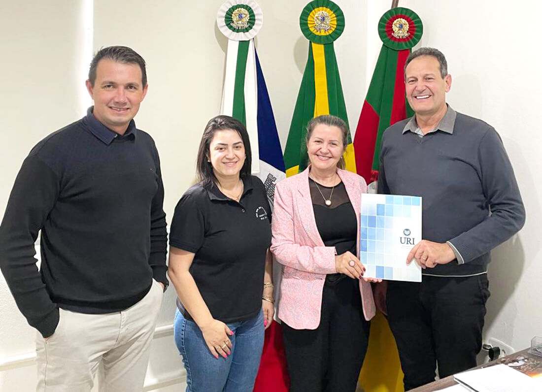Capa Prefeito de Caiçara recebe coordenadora do Projeto Adolescer e reforça parceria em prol da juventude