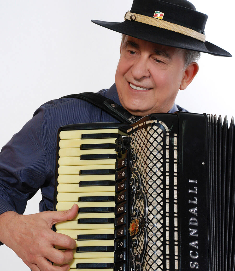 Capa Músico nativista Luiz Carlos Borges morre aos 70 anos em Porto Alegre