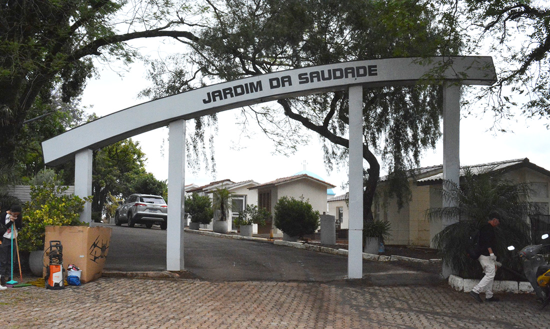 Capa Agentes intensificam combate ao Aedes aegypti em cemitérios de Frederico Westphalen