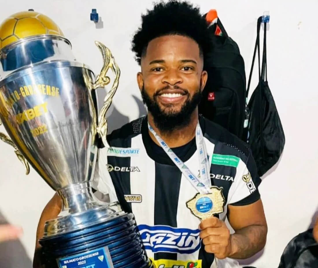 Capa Meia-atacante Jorginho está confirmado no União-FW