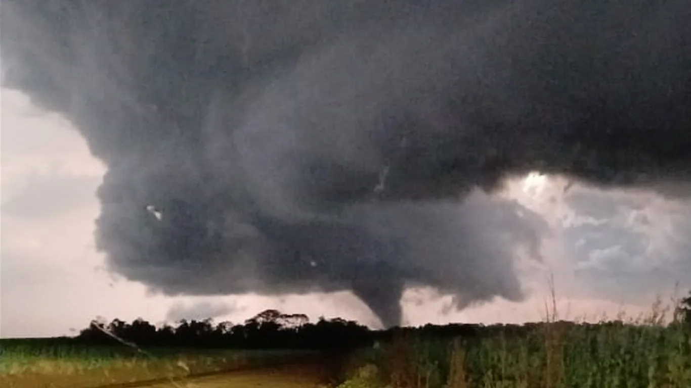Capa Supercélula de tempestade gerou o tornado no Noroeste do Rio Grande do Sul