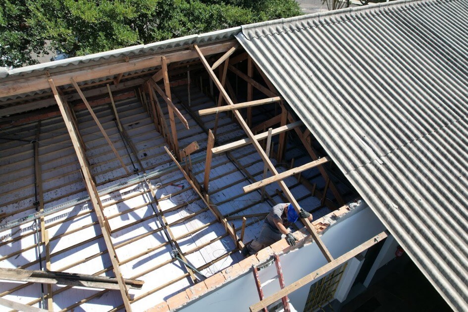 Capa Governo inicia investimentos de R$ 58 milhões em escolas estaduais