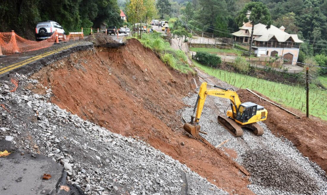 Capa EGR segue atuando em mais de 25 trechos de rodovias impactados pelas chuvas