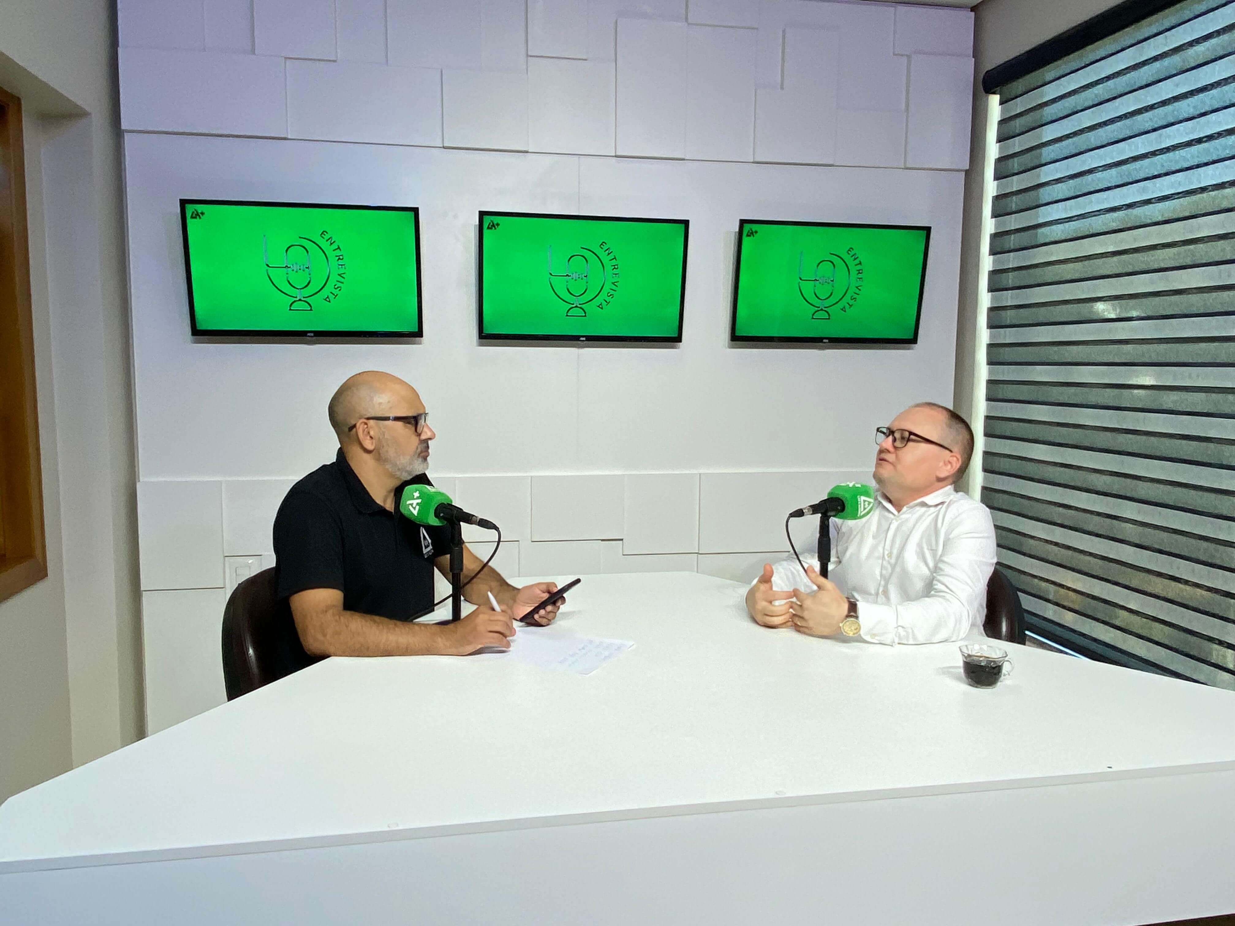 Capa Oncologista André Moreno atende todas as segundas em FW