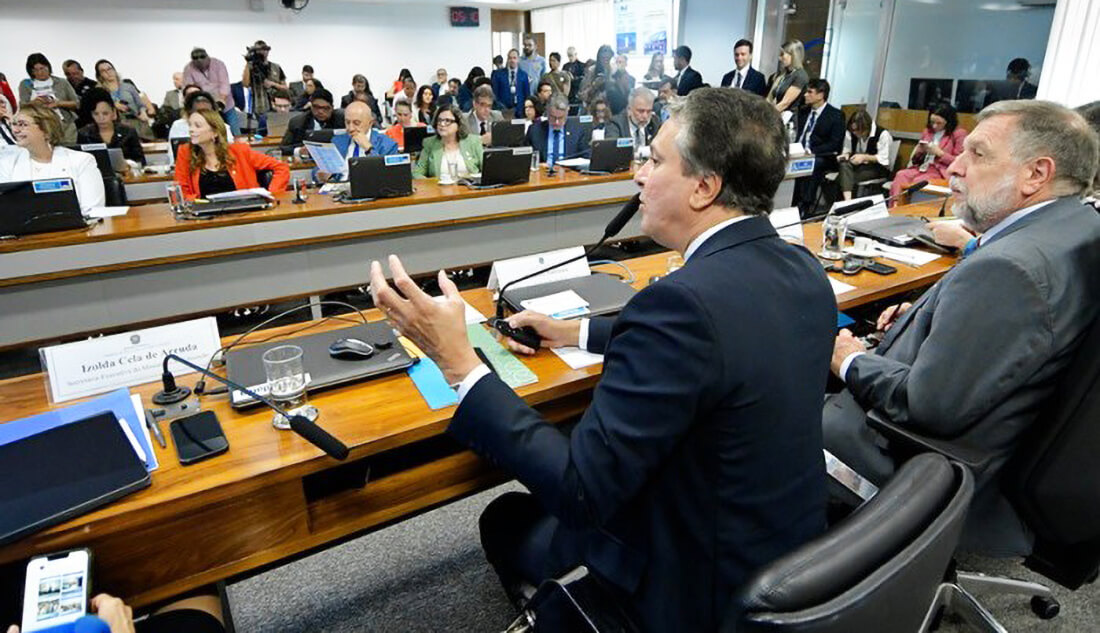 Capa Camilo Santana defende reforma do ensino médio ‘o mais breve possível’