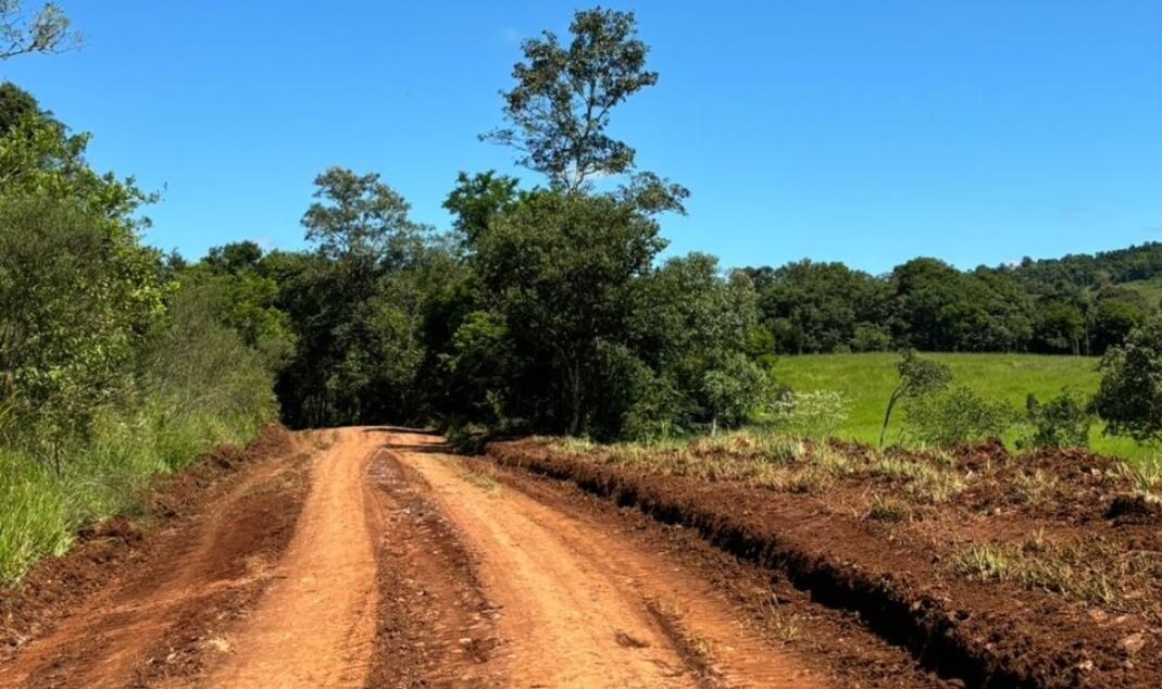 Capa Ametista do Sul: Obras realiza cronograma de melhorias de estradas