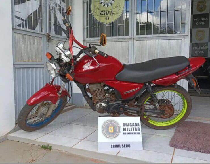 Capa Erval Seco: BM apreende motocicleta com sinais de irregularidade