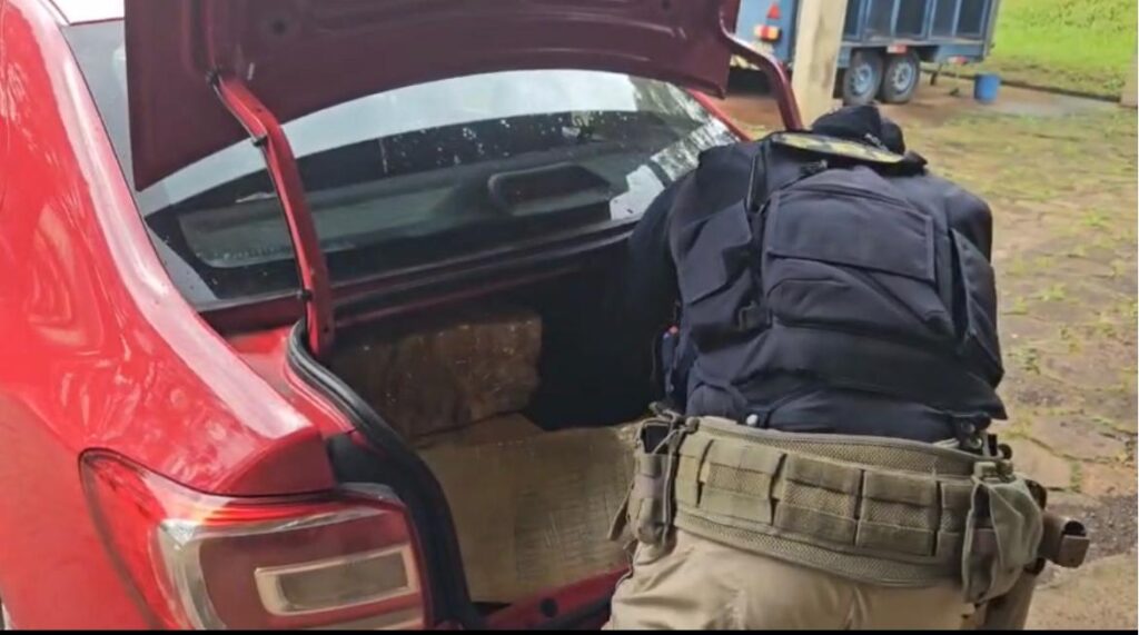 Capa Polícia Rodoviária Federal apreendeu 100 quilos de maconha após perseguição em Chapecó