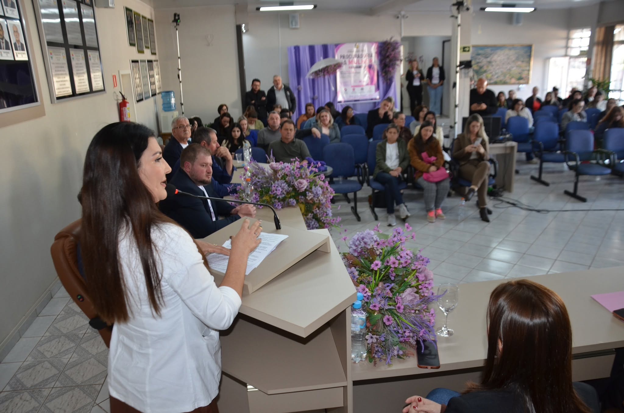 Capa Câmara de Planalto empossa dirigentes e inaugura sede da Procuradoria da Mulher