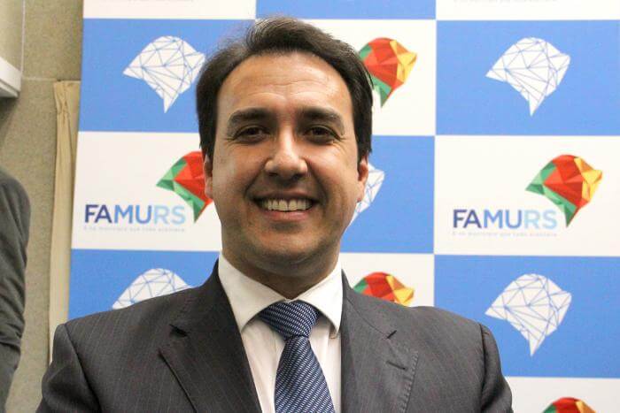 Capa Salmo Dias de Oliveira pode ocupar secretaria do governo Leite