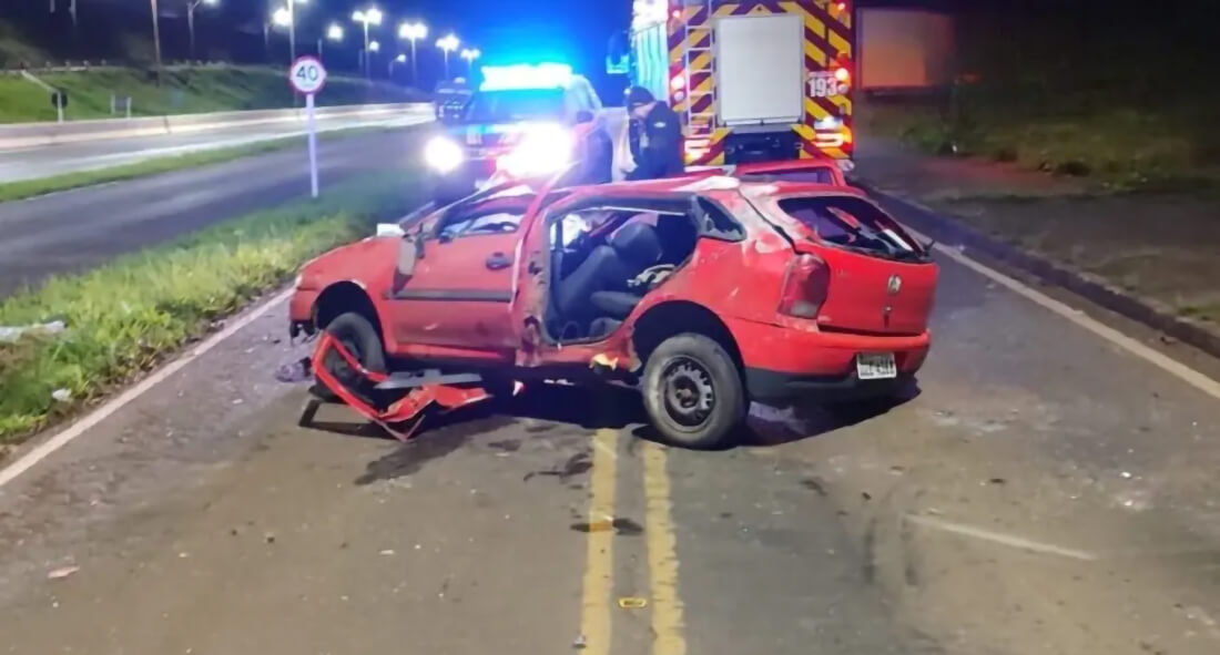 Capa Jovem de 25 anos morre após capotamento na marginal da BR-480 em Chapecó