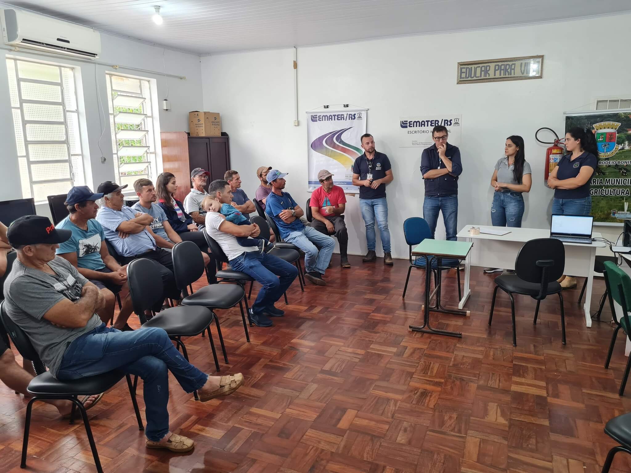 Capa Administração de Rodeio Bonito amplia atendimento em Saltinho após queda de ponte