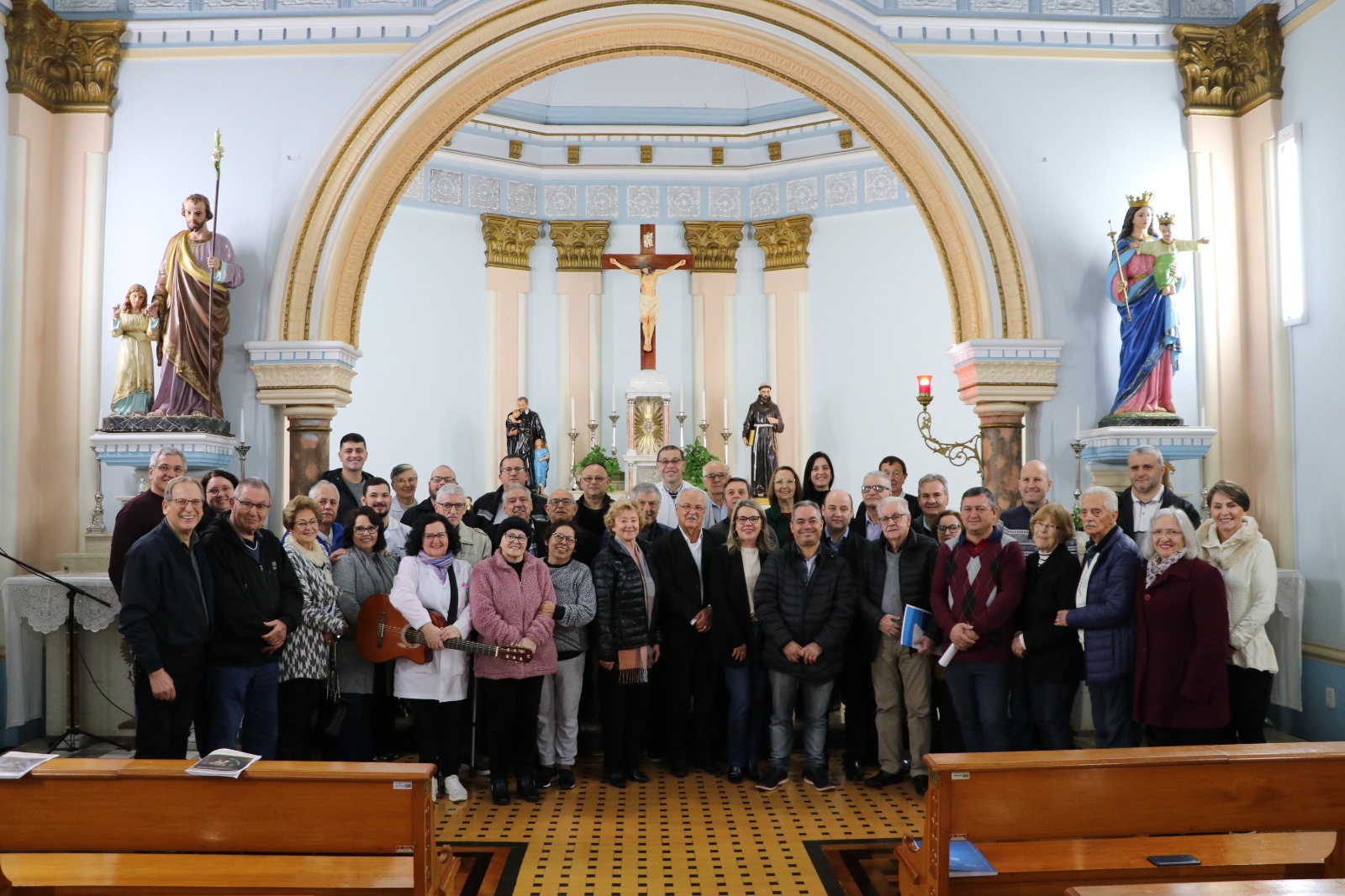 Capa Encontro de Associados marca aniversário do Hospital São Vicente de Paulo