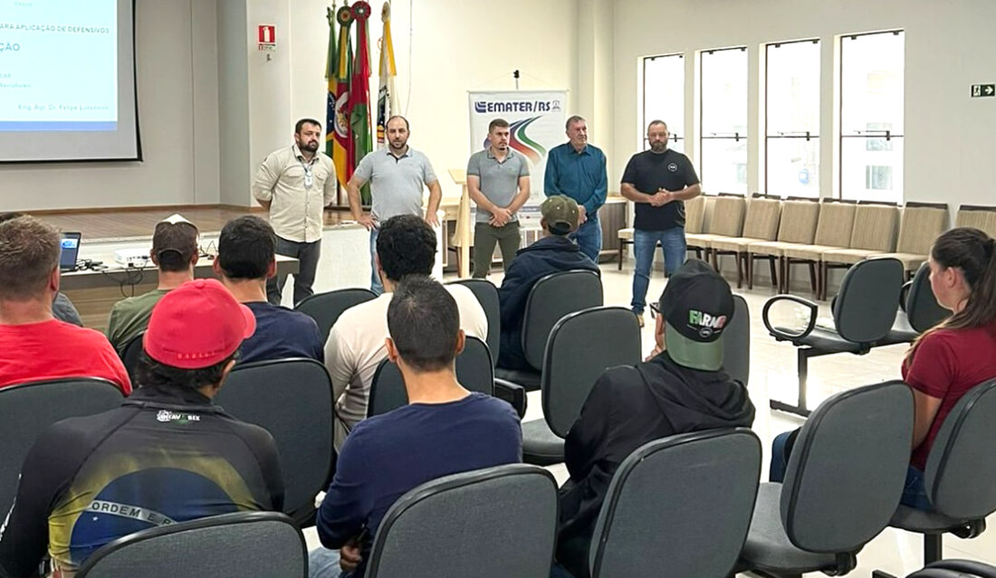 Capa Curso reforça boas práticas agrícolas em Taquaruçu do Sul durante programação dos 37 anos do município