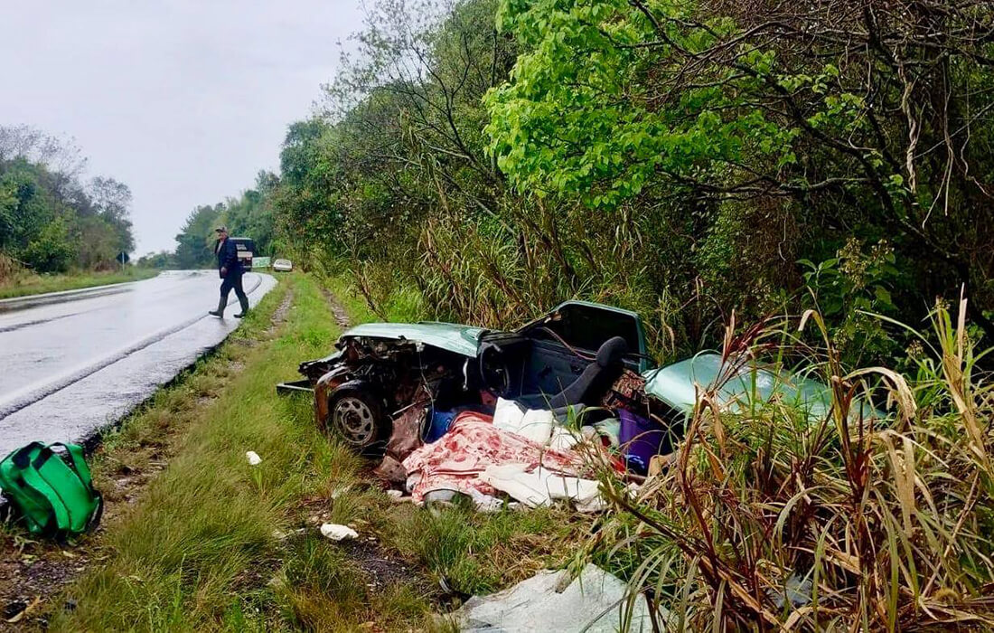 Capa Acidente na ERS-404 deixa uma pessoa morta e uma ferida entre Ronda Alta e Rondinha