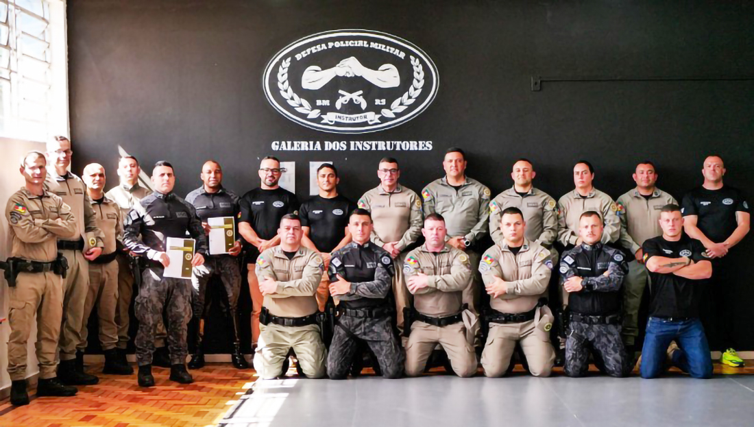 Capa Brigada Militar lança novo Manual de Defesa Policial Militar para uso adequado da força