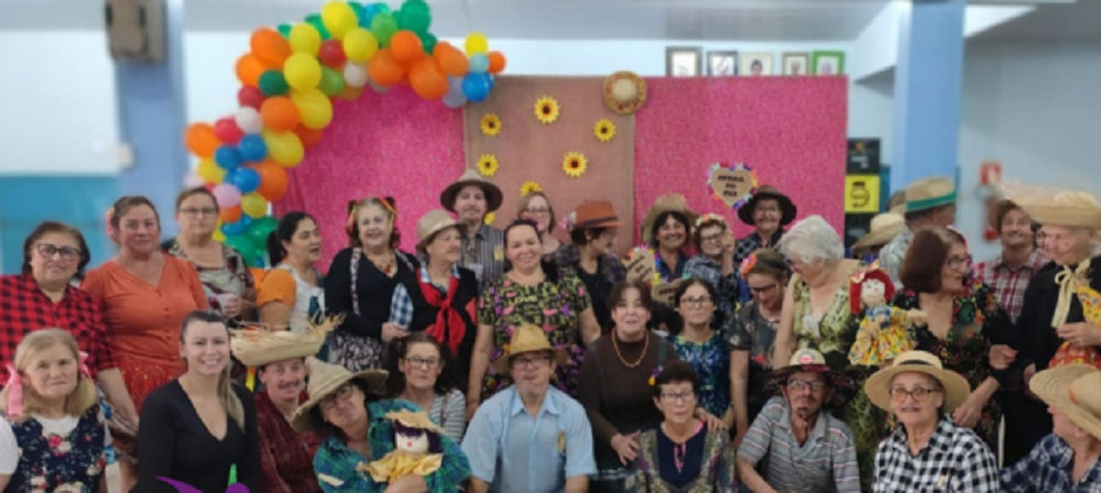 Capa Ametista do Sul: Festa junina do CRAS promove interação entre os usuários