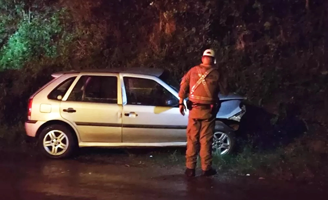 Capa Colisão entre caminhão e Gol deixa jovem ferido na ERS-323, em Jaboticaba