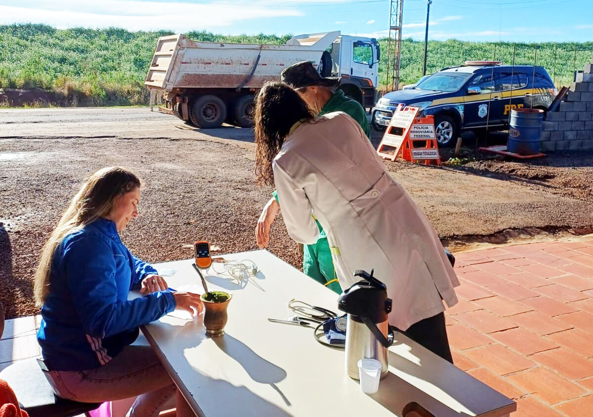 Capa Ação de saúde em Seberi oferece serviços de prevenção para caminhoneiros na BR-386