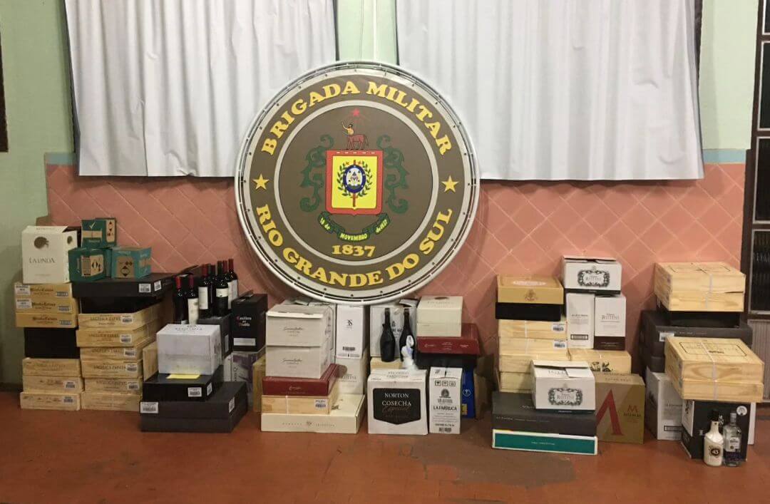 Capa Brigada Militar realiza abordagens e apreende mercadorias em Tiradentes do Sul e Três Passos