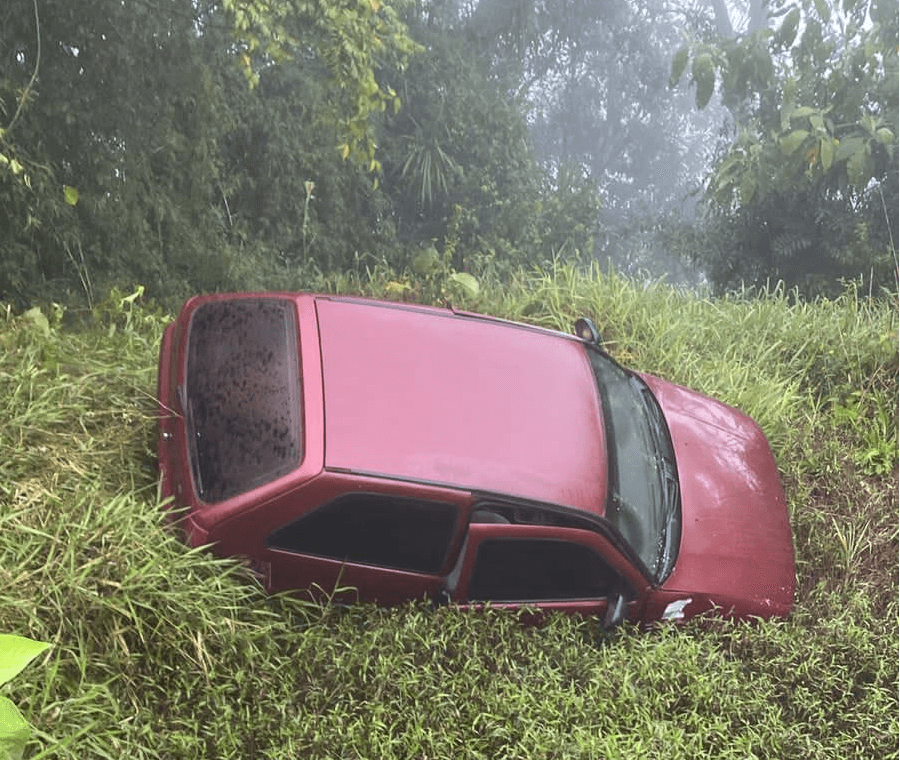 Capa Tiradentes do Sul: duas pessoas ficam feridas após saída de pista na BR-468