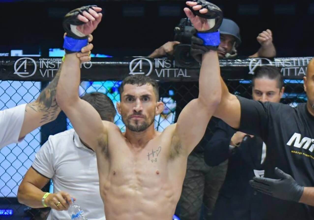 Capa Atleta de Ronda Alta vence luta de UFC em evento estadual