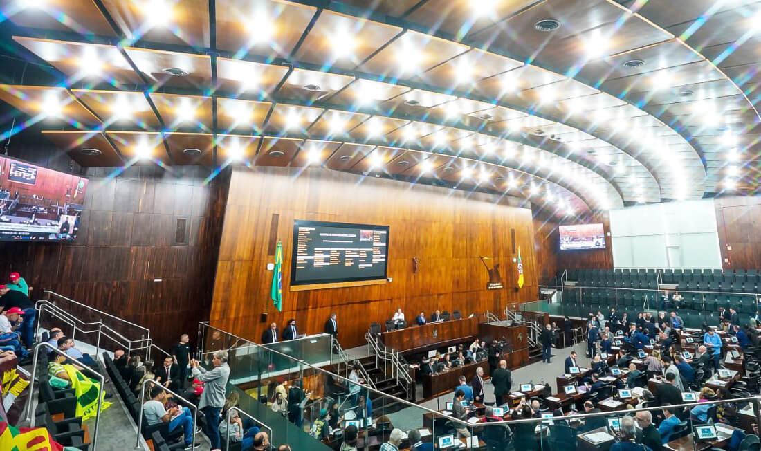 Capa Assembleia aprova projeto do Executivo que prevê reajuste de 5,25% para o piso regional