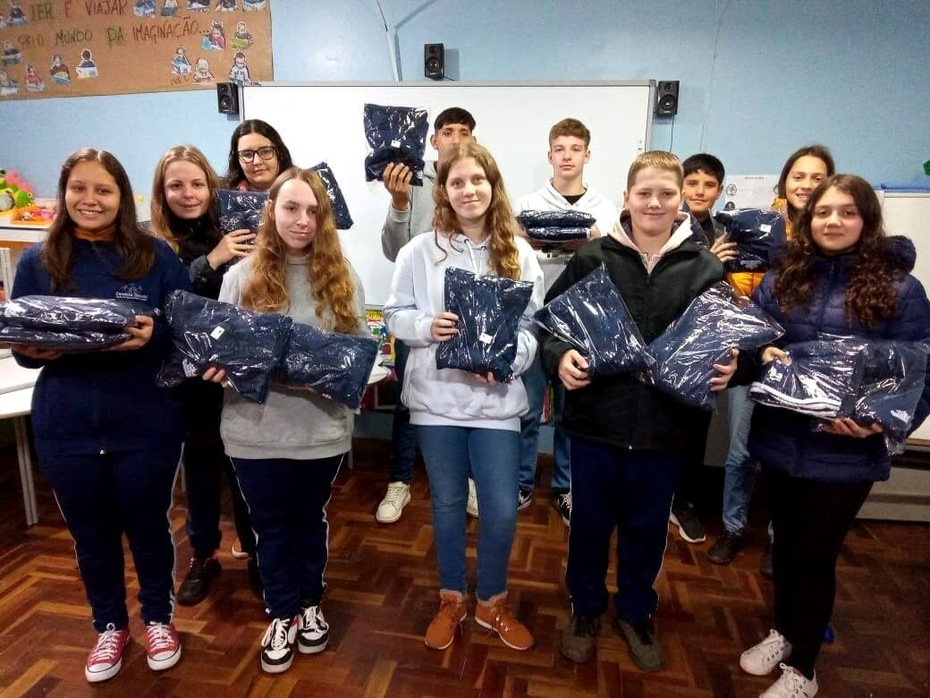 Capa Alunos das Escolas Municipais de Três Passos recebem novos uniformes escolares pelo segundo ano consecutivo