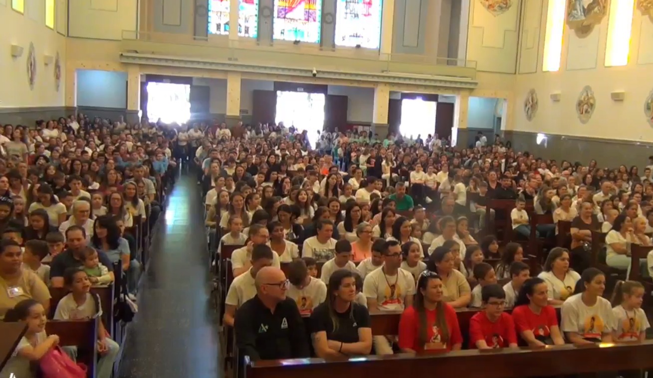 Capa Diocese de Frederico Westphalen promove Encontro de Coroinhas e Cerimoniários