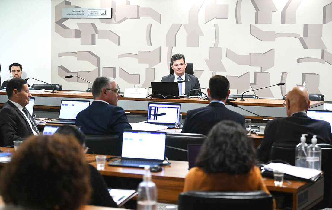Capa Projeto dobra a pena mínima para o crime de estelionato
