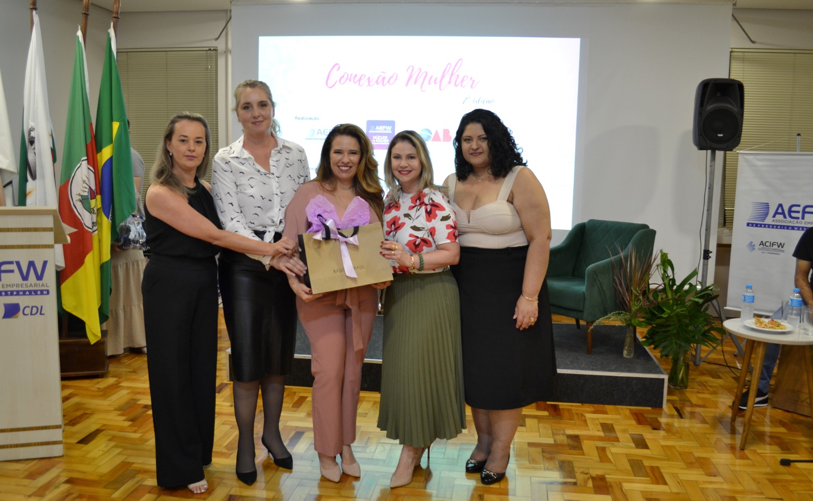 Capa Conexão Mulher: AEFW e OAB/FW realizam 2ª edição do evento