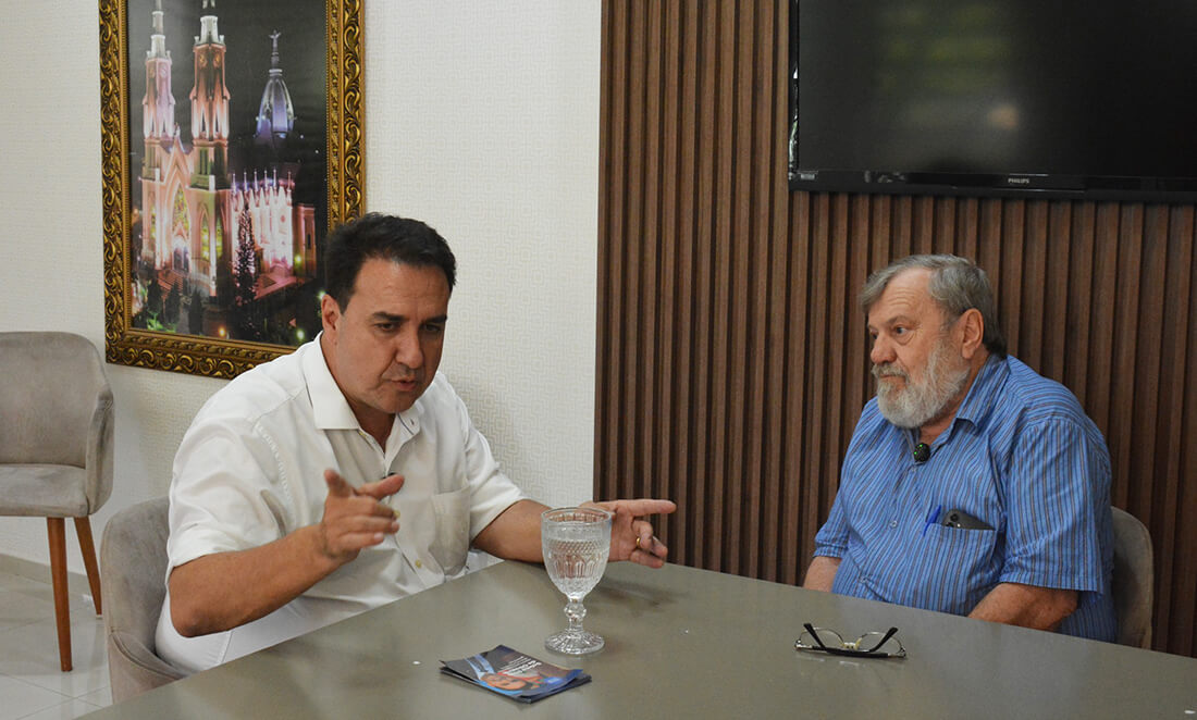Capa Prefeito de Frederico Westphalen recebe coordenador do gabinete de prefeitos do Estado