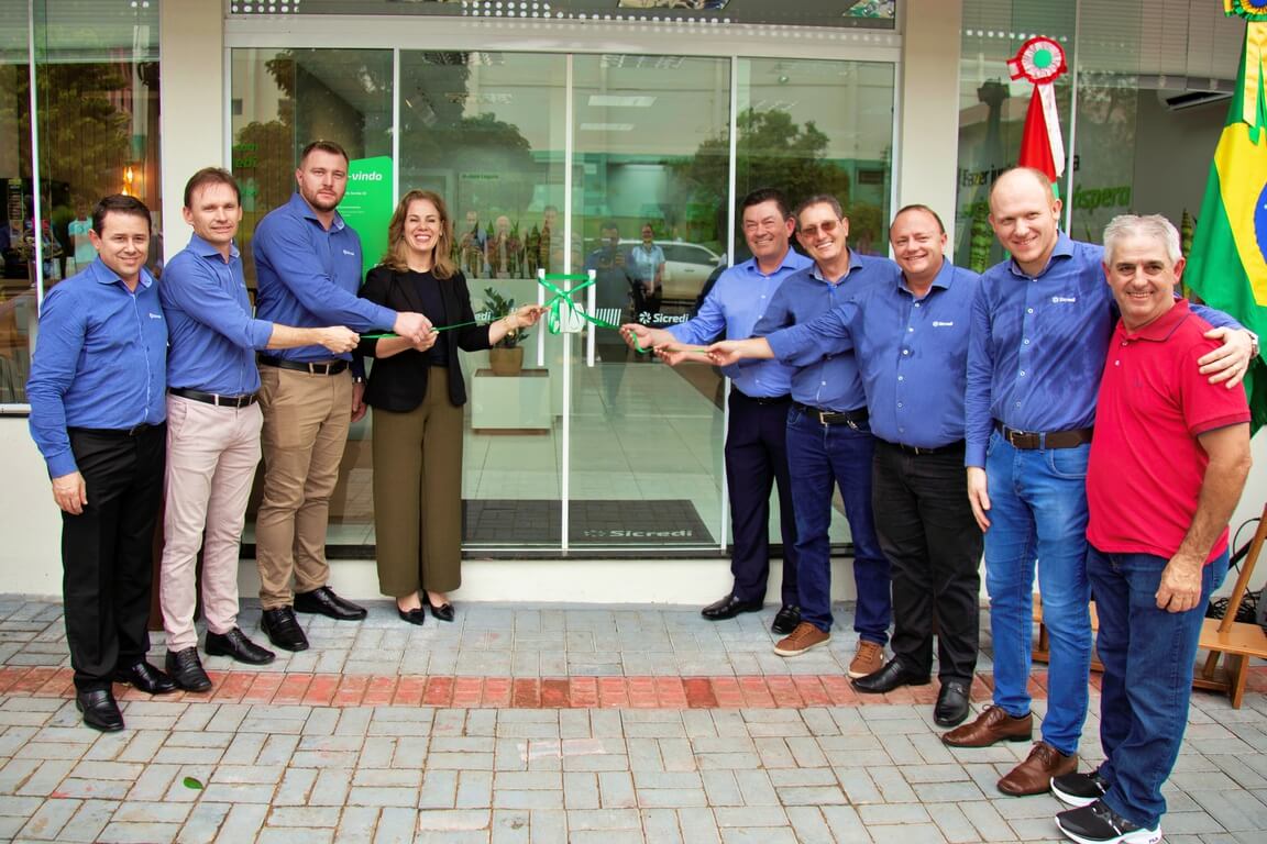 Capa Sicredi fortalece sua atuação e inaugura mais duas agências em Santa Catarina